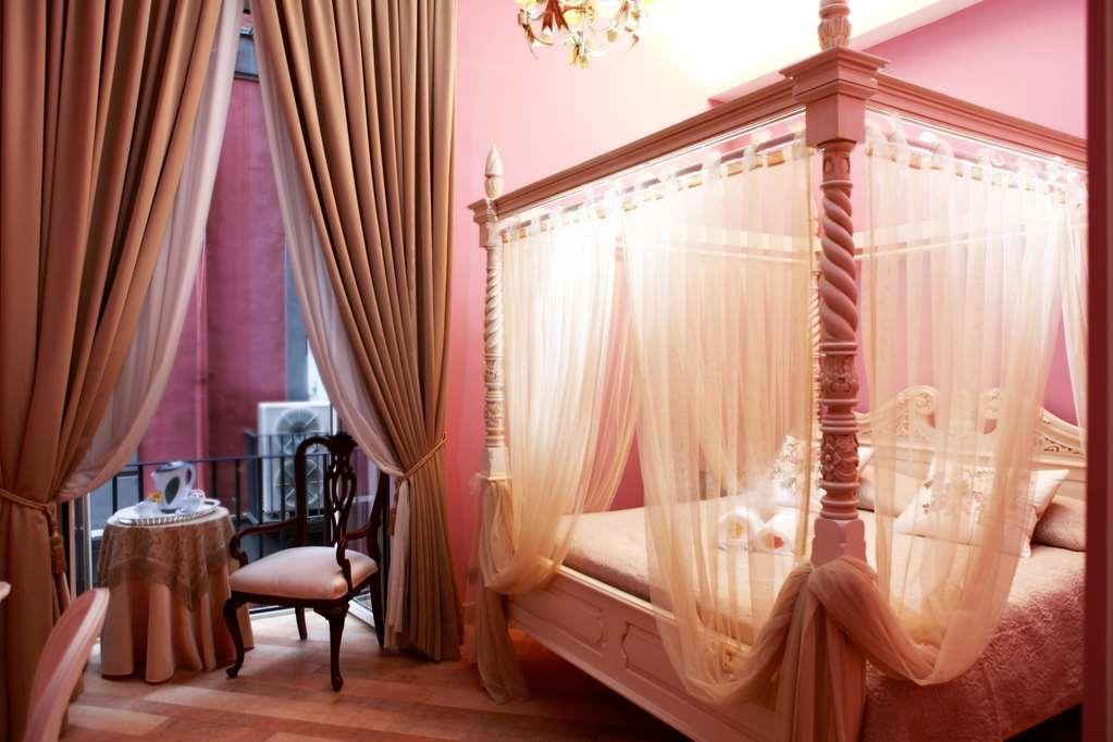 Hotel Lanfipe Palace Naples Room photo